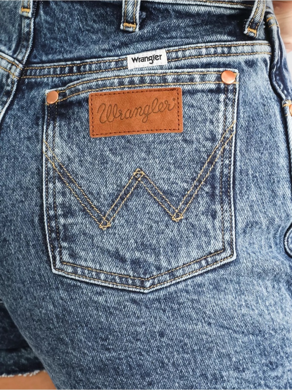 Wrangler festivals shorts Hidg Rise size 31
Brand new - Picture 6 of 9